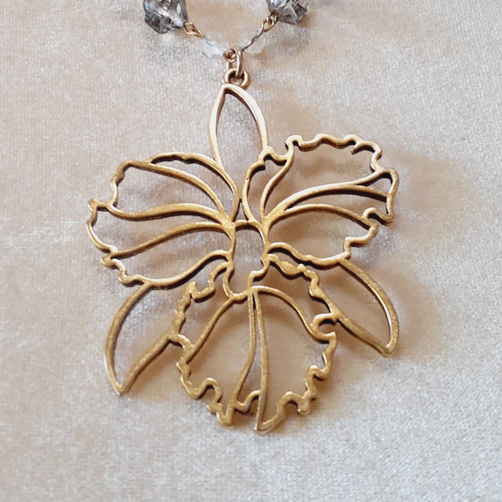 John Wind Crystal and Orchid Necklace - Picture 3 of 9
